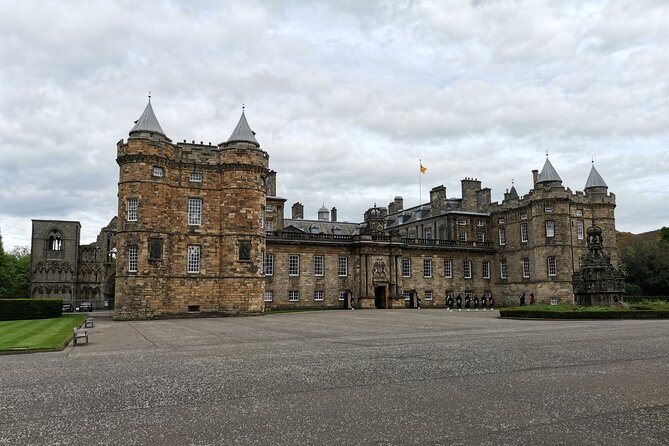 Edinburgh Outlander Self-Guided Private Tour - Who this self-guided Outlander tour suits (and who should skip it)