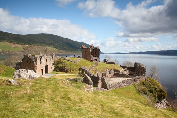 Edinburgh: Private Loch Ness Glencoe and The Highlands Tour - Pitlochry on the Way Back: Food and a Walkable Pause
