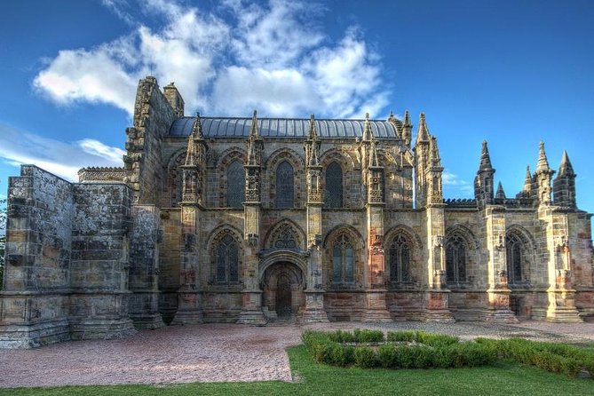Edinburgh: Rosslyn Chapel, the Borders & Glenkinchie Distillery - Rosslyn Chapel: Stone Carvings, Templar Lore, and Tight Photo Rules