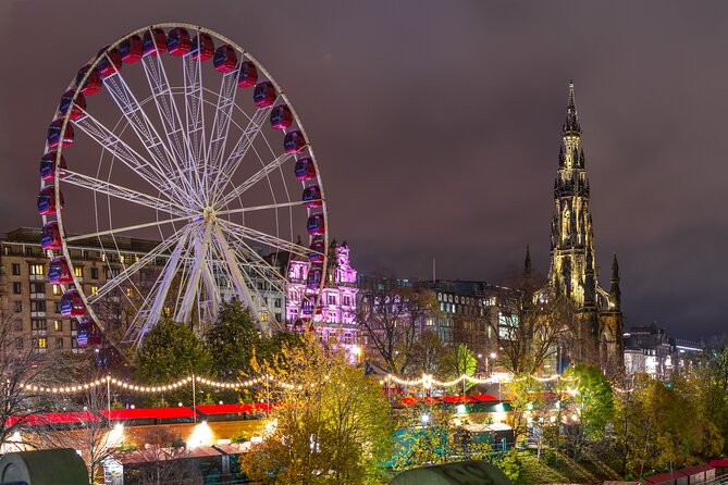 Edinburgh's Christmas Lights and festive Black Taxi Tour - Why a private black taxi makes sense for Edinburgh’s Christmas lights