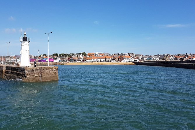 Edinburgh: St Andrews & The Fishing Villages of Fife - Falkland photo stop, plus the Outlander connection