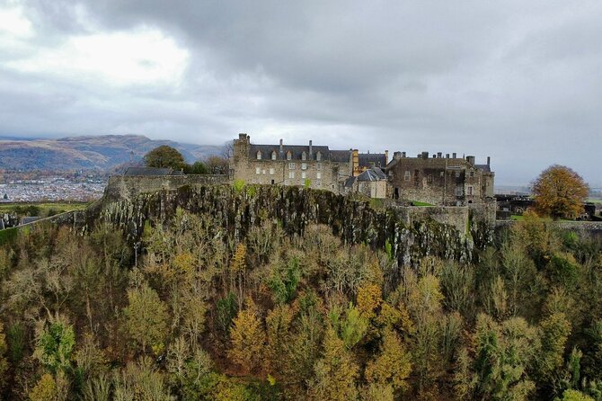 Edinburgh: The Kelpies, Stirling Castle, Loch Lomond & Trossachs - Luss on Loch Lomond: a village break with hairy coos nearby