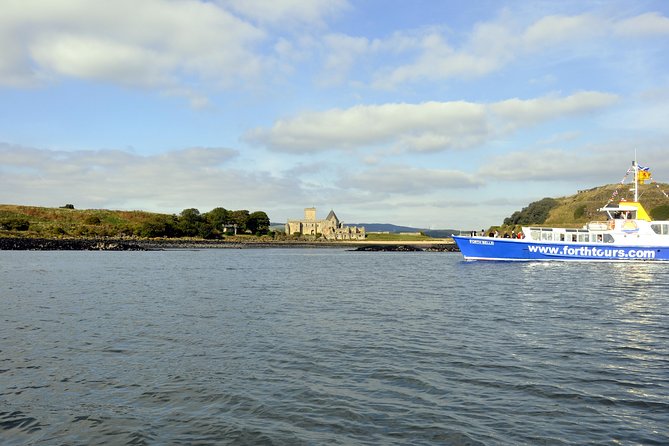 Edinburgh Three Bridges Cruise - Getting there near Hawes Brae in South Queensferry