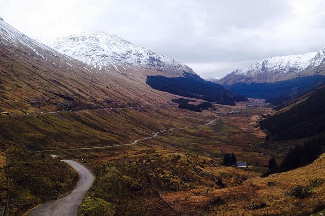 Edinburgh: West Highland Lochs, Mountains & Castles - Kilchurn Castle at Loch Awe: a quick stop for one iconic postcard view