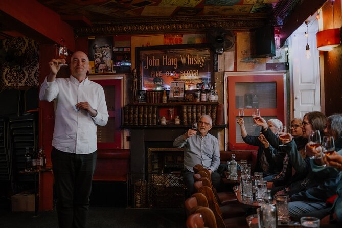 Edinburgh: Whisky Tasting with Storytelling in a Historic Pub - The 2-hour flow, starting at 3:30 pm