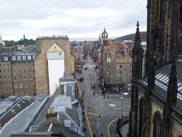 Edinburgh: Witches & Haunted History Walking Tour - Key highlights worth your hour