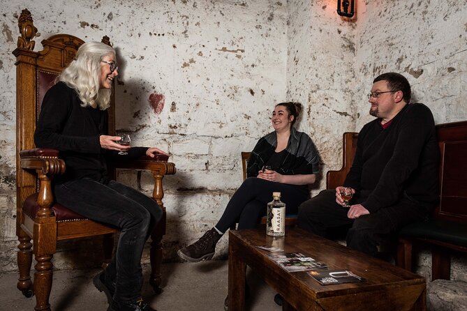 Evolution of Gin and Underground Gin Tasting in Edinburgh | 1hr - Who this tour suits best (and who might skip it)
