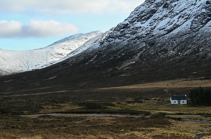 From Edinburgh: Glenfinnan, Highlands & Hairy Coos - Through the Cairngorms: “Blue Mountains” time for breathing room