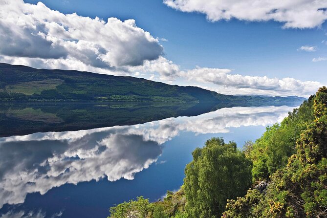 From Glasgow: Scottish Highlands and Loch Ness Day Tour - Commando Monument and Ben Nevis Range: a tight stop with big payback