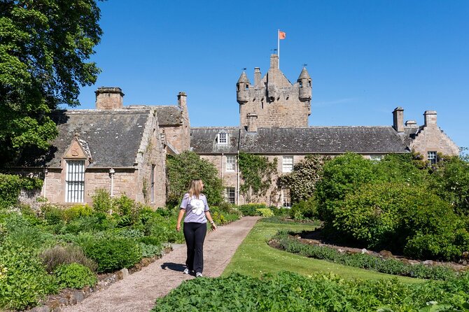 From Inverness: Cawdor Castle, Cairngorms and Highland Coos - Key highlights you should care about