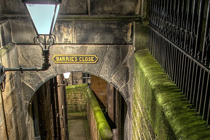 Ghosts, Mysteries, and Witches Tour - Tron Kirk: surveillance, punishment, and persecution of alleged witches