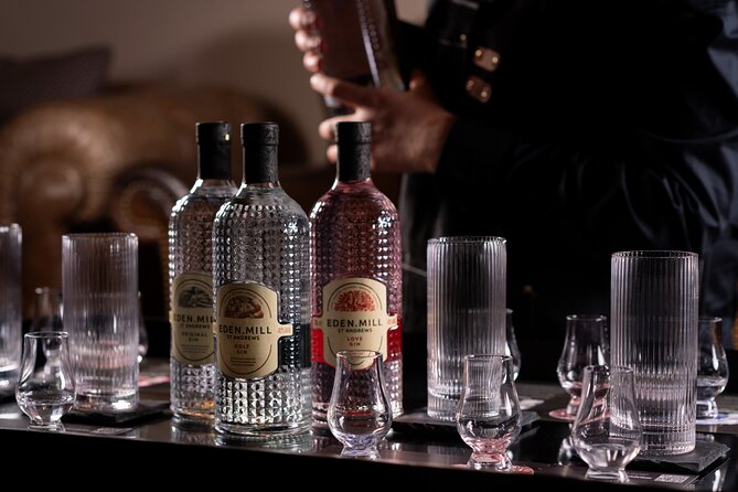 Gin Tasting Experience with a Perfect Serve - Small group energy: why 8 participants matters