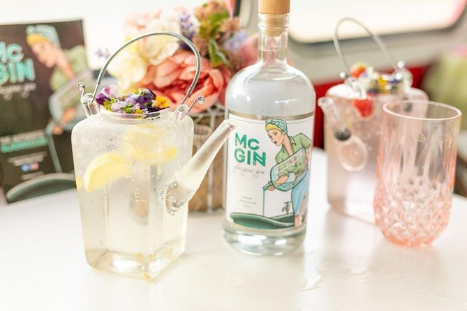 Glasgow Gin Tea Experience - Stop 1 to 4: art and old Glasgow power from the Gallery to the Cathedral