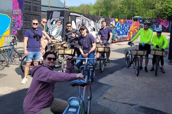 Glasgow Highlights Bike or Ebike Tour - Bikes, helmets, a sweet snack, and what you still need to bring