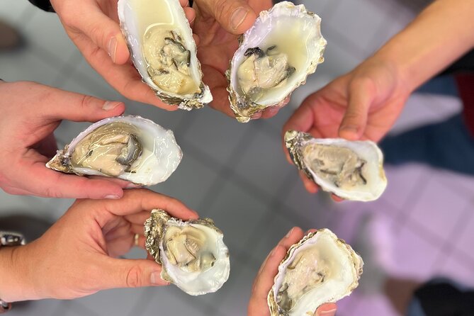 Glasgow West End Food Tour: 7 Tastings, Scotch & Local Stories - Entering Glasgow West End: Why this food tour makes sense