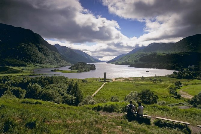 Glenfinnan Viaduct, Glencoe & Loch Shiel tour from Glasgow - Luss on Loch Lomond: Ben Lomond Views and a Calm Morning Stop