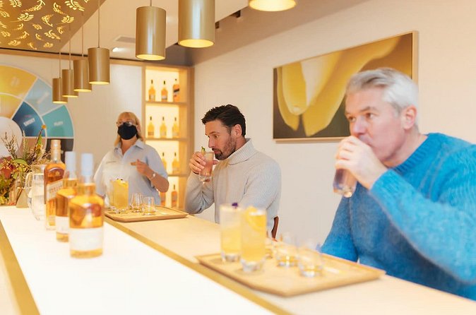 Glenkinchie Distillery: Flavour Journey Tour - The tasting room: how Glenkinchie teaches you to taste