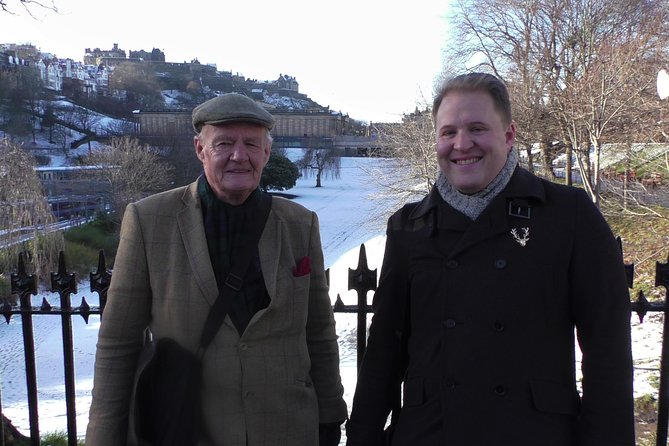 Guided Edinburgh Private Walking Tour - National Galleries Scotland: choose art when the weather turns