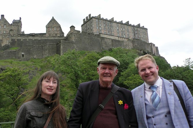 Guided Edinburgh Private Walking Tour - Old Town closes and wynds: where the history feels real
