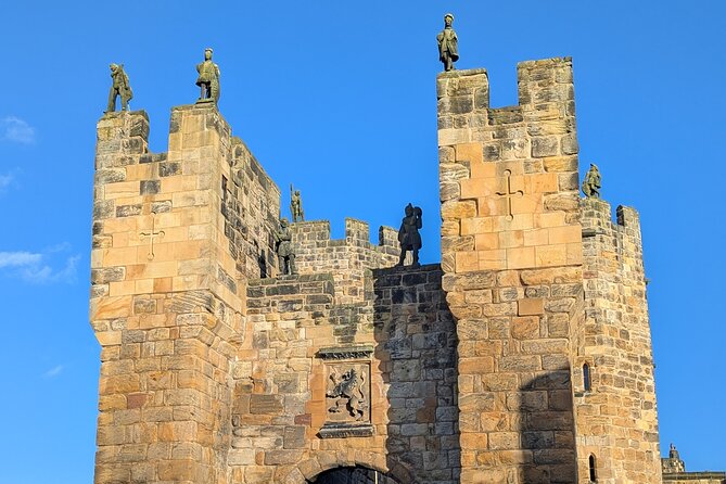 Harry Potter, Alnwick Castle, Bamburgh Castle, Seals Tour - Alnwick Castle as Hogwarts, With Real Castle Time and Garden Strolls