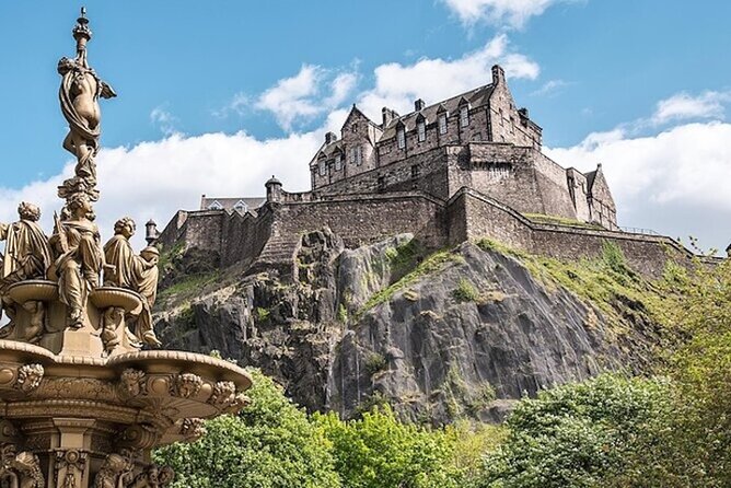 Harry Potter Origins Tour with Edinburgh Castle Tickets - Tron Kirk Market and the Royal Mile: A Wizarding Walk You Start on the Right Beat