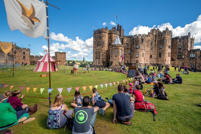 Harry Potter's Alnwick Castle and Scottish Borders Day Trip - The 8:15 Departure From Edinburgh, and How the Drive Sets the Tone