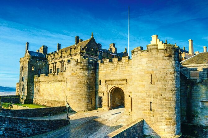 Highlights of Scotland Custom Private Tour from Edinburgh - Stirling Castle with guided characters, gardens, and the stuff you actually want to see