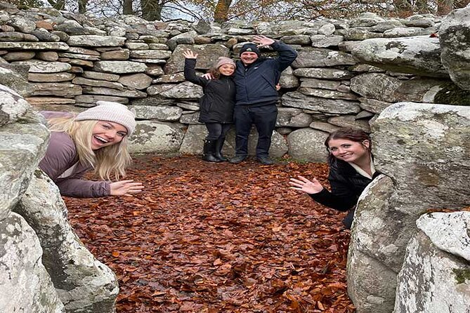 Invergordon Cruise Excursion to Loch Ness and Outlander Sites - Stop 1: Clava Cairns, where ancient stones do the talking