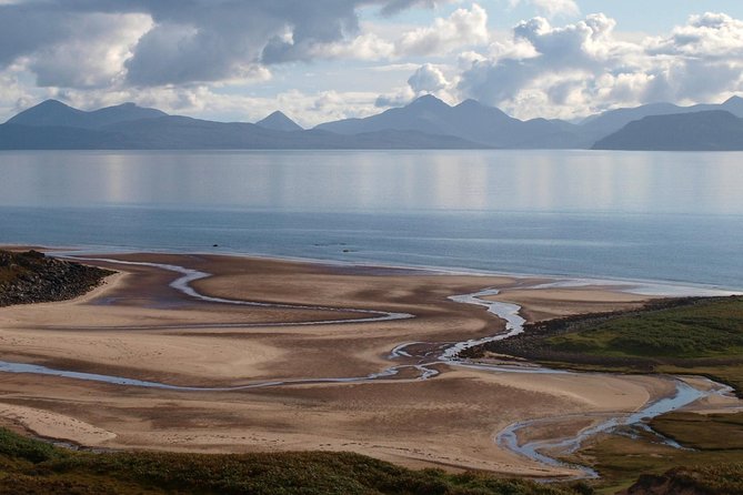 Inverness: Applecross, Loch Carron & the Wild Highlands - Getting There: 8:30 AM Departures and a 19-Person Max