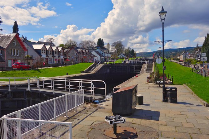 Inverness: Loch Ness & The Highlands - Fort Augustus: the canal town break that slows the day down