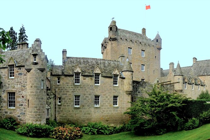 Inverness Tour-Cawdor Castle & Culloden Battlefield, ClavaCairns - Key highlights worth planning around