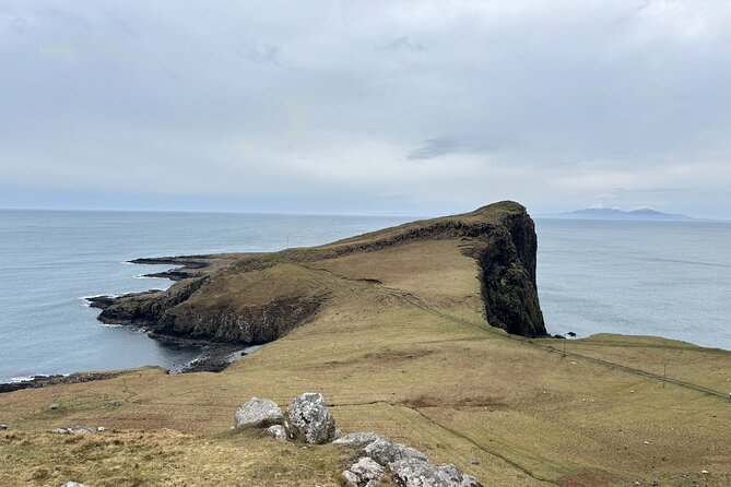 Isle of Skye Highlights - Bespoke Private Tour for up to 7 guests - Uig and the Fairy Glen: mini-quests that feel big