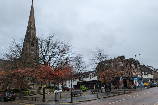 Loch Lomond, Highland Cows, Victorian Town, Castle Half-Day Tour - Callander, the Gateway to the Highlands, With Real Time for Food and Browsing