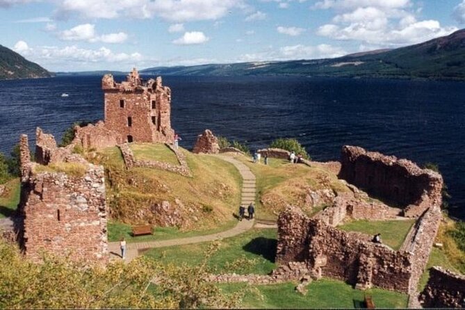 Loch Ness, Cawdor Castle, Outlander Sites & More from Inverness - Key highlights worth your attention