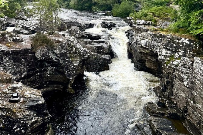 Loch Ness, Culloden, Clava and whisky/gin tour from Inverness. - Culloden Battlefield: Jacobite history explained where it happened