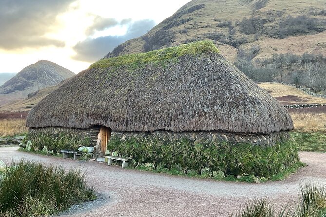 Loch Ness , Heilan Coos ,Great Glen , Fort William and Glencoe - Ben Nevis Viewpoint and the Drive Through Fort William
