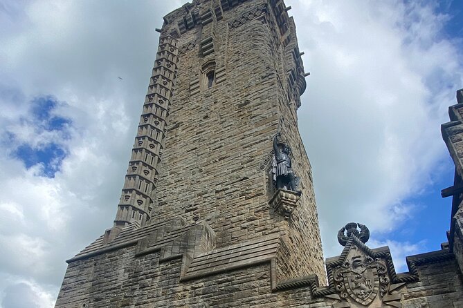 Luxury/Private Day Tour Glasgow to Stirling/Falkirk/Distillery - Rosebank Distillery: 90 minutes that needs ticket planning