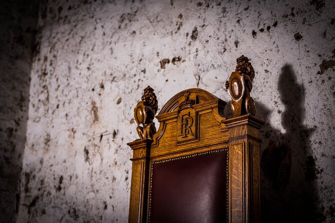 Luxury Whisky Tasting in Edinburgh's Underground Vaults | 90min - How the guide turns whisky facts into a story you can remember
