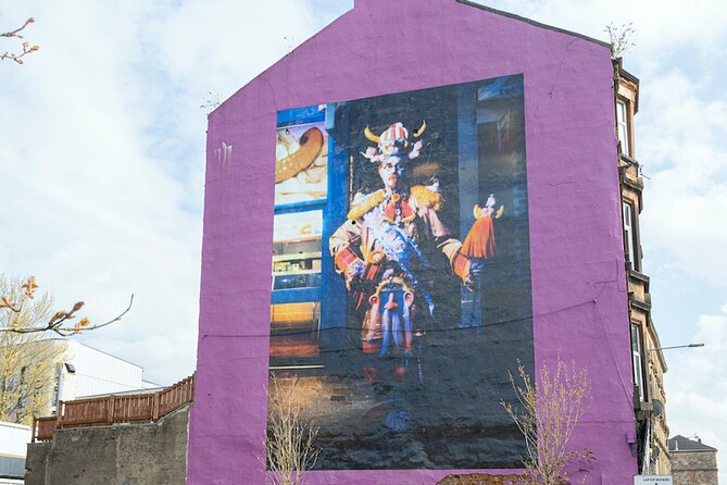 Merchant City Music Walking Tour of Glasgow - Stop 1: The Clutha Bar murals and the feeling of a live music pub