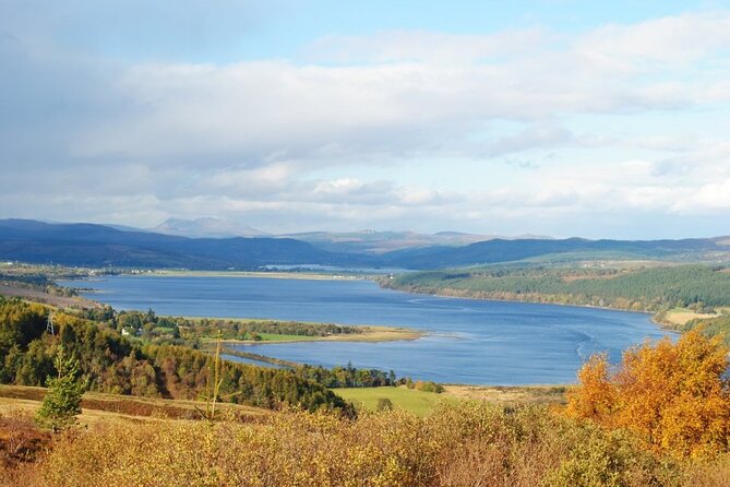 North Day Tour: Dunrobin Castle, Glenmorangie, Dornoch and More - Meeting your guide in the real way, not the scripted way