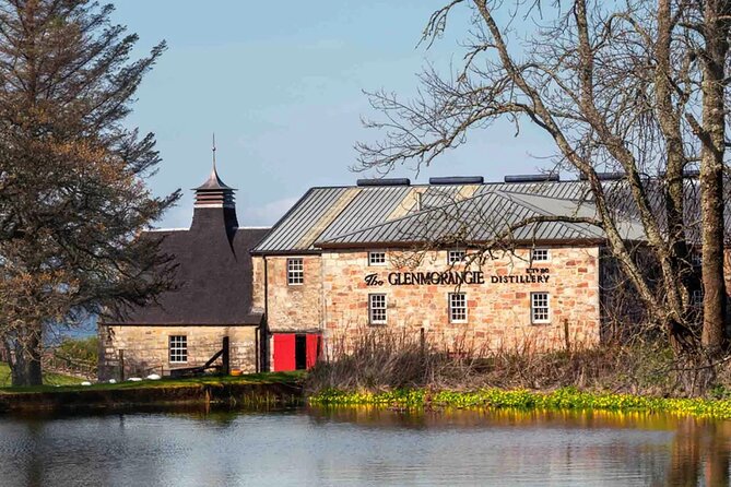 North Whisky Tour: To Highland Malt Whisky Trail +Dunrobin Castle - Stop 5: Glenmorangie with a Dornoch Firth view and bottling scale