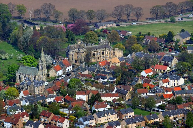 Outlander and Castles Film Locations Day Tour from Edinburgh - Falkland for 1940s Inverness-Era Scenes, Plus a Real Lunch Break