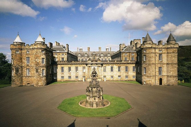 Palace of Holyroodhouse Admission Ticket - Holyroodhouse on the Royal Mile: a palace you feel in your feet