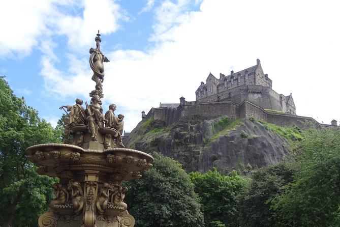 Private 4 Hour Tour of Edinburgh in a Spacious 6-seater Mercedes - Inside the Spacious 6-seater Mercedes: comfort you feel right away