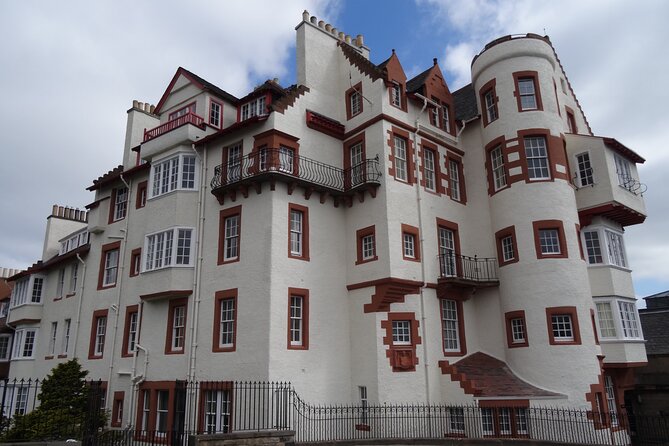 Private 4 Hour Tour of Edinburgh in a Spacious 6-seater Mercedes - New Town, Dean Village, and the part of Edinburgh people forget