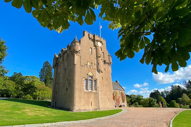 Private Balmoral Glamis Dunnottar Castles Tour from Aberdeen - Optional Royal Lochnagar Distillery Instead of a Castle Stop