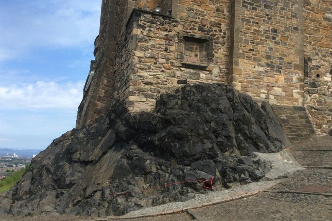 Private Edinburgh Castle Tour - Meeting at Royal Mile or your central hotel, plus the big no-fuss rules