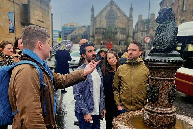 PRIVATE Edinburgh Food Tours - Old Town, Leith - The Edinburgh Castle sight moment, then a quick edible preview