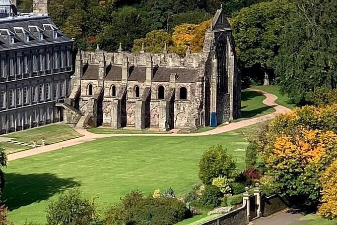 Private Edinburgh Full Day Guided Tour in a Black Cab LEVC TX - Dean Village and Duddingston Kirk for quieter, greener pauses