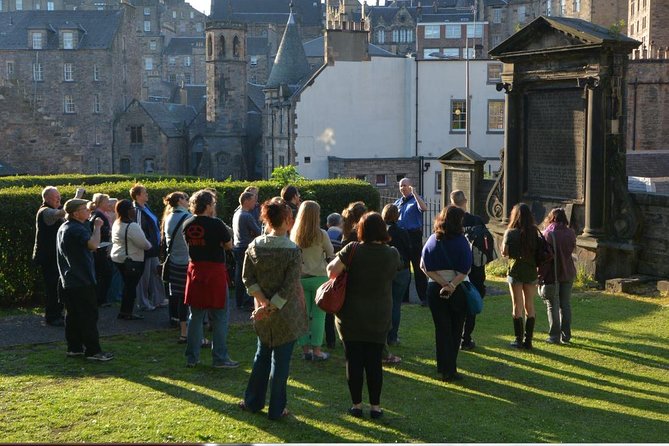 Private Greyfriars Kirkyard history tour - How Robert Howie tells the story, with humor and smart visuals